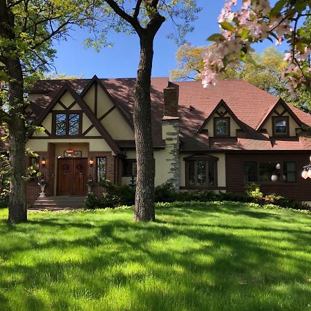 Otter Creek Eau Claire Altoona Bed & Breakfast Exterior foto
