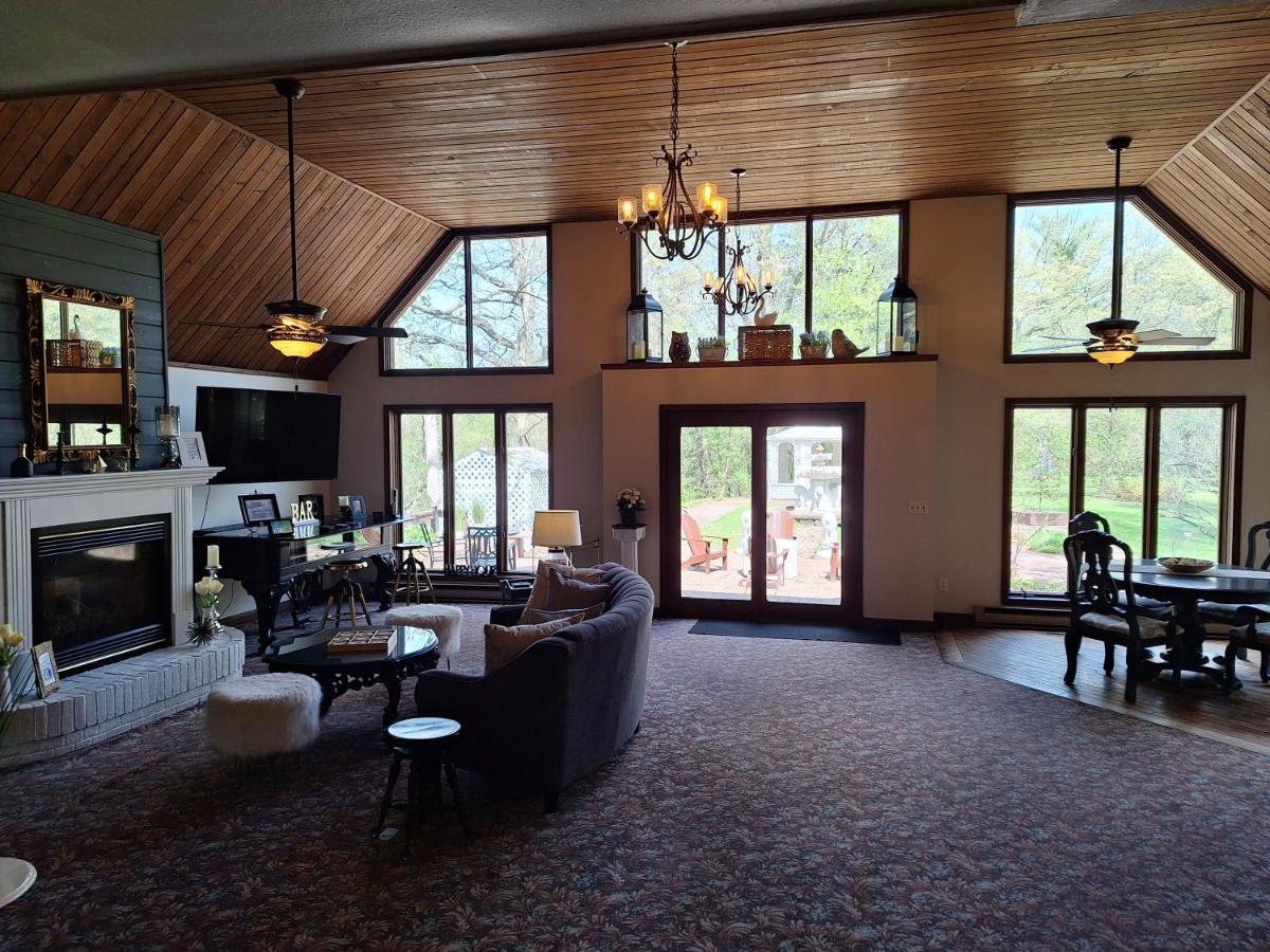 Otter Creek Eau Claire Altoona Bed & Breakfast Exterior foto